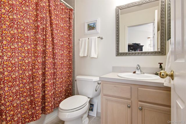 31 Willow Wood Drive, East Setauket, NY 11733