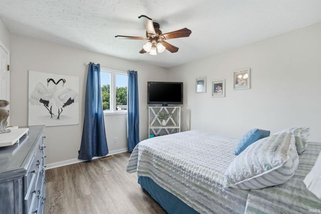 2913 S Scott Drive, Yorktown, IN 47396