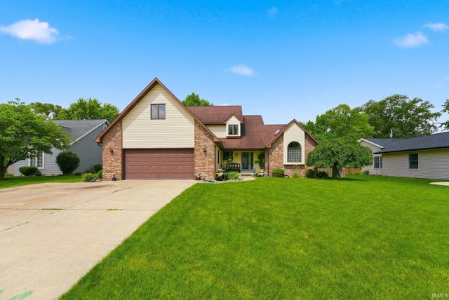 2913 S Scott Drive, Yorktown, IN 47396