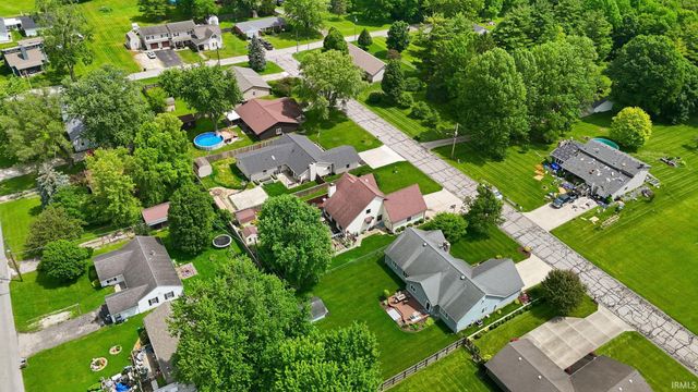 2913 S Scott Drive, Yorktown, IN 47396