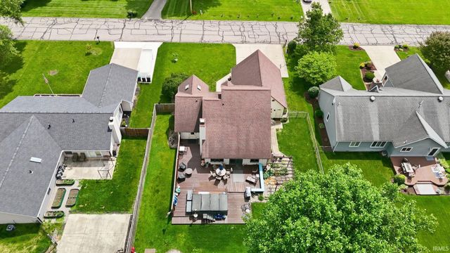 2913 S Scott Drive, Yorktown, IN 47396