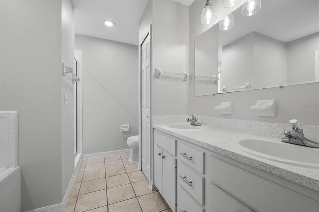 25339 SW 18TH AVENUE, Newberry, FL 32669