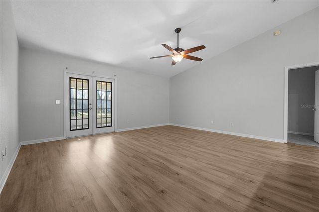 25339 SW 18TH AVENUE, Newberry, FL 32669