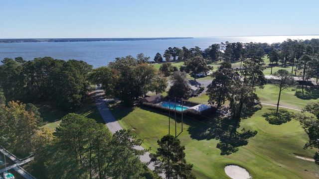 106 Wateree Drive, Santee, SC 29142