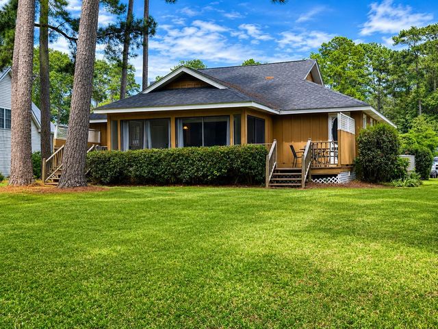 106 Wateree Drive, Santee, SC 29142