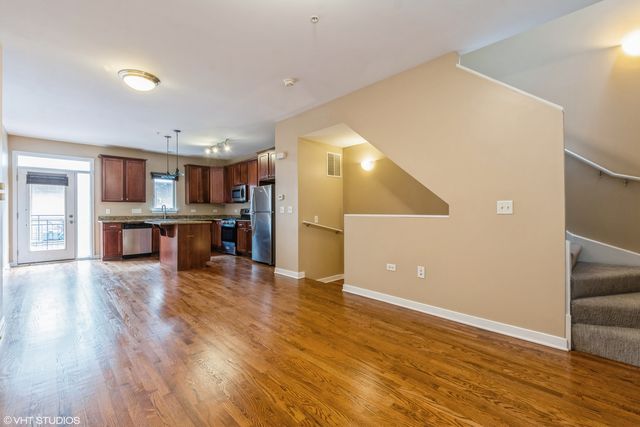1240 W Monroe Street 7, Chicago, IL 60607