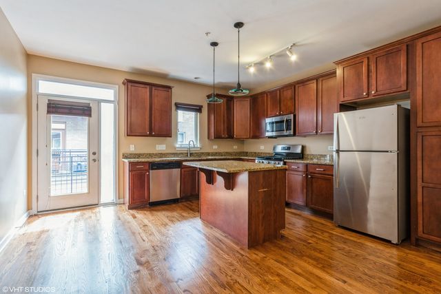 1240 W Monroe Street 7, Chicago, IL 60607
