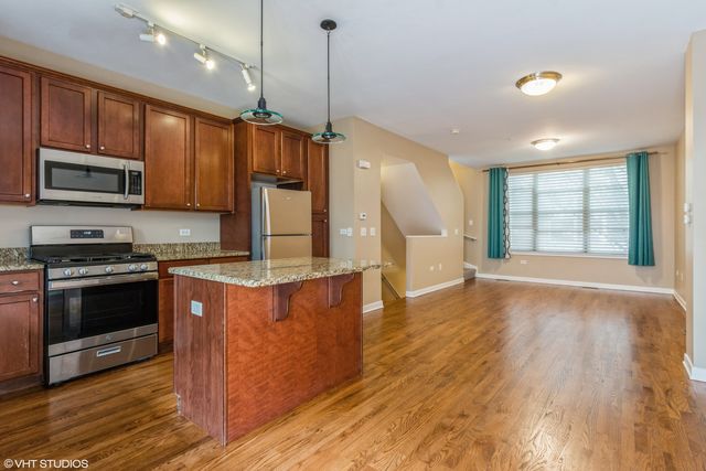 1240 W Monroe Street 7, Chicago, IL 60607