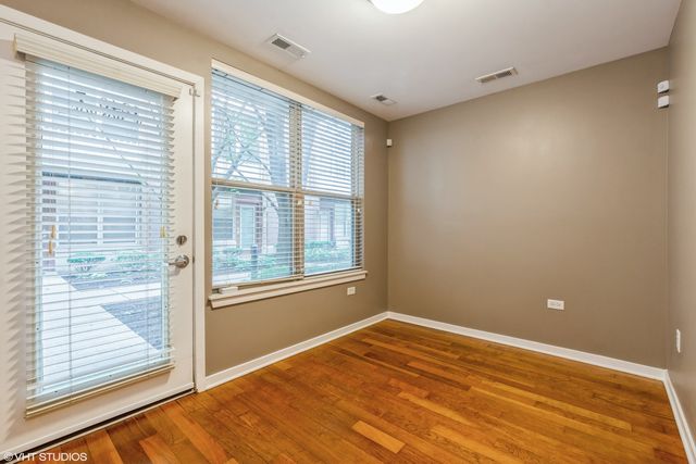 1240 W Monroe Street 7, Chicago, IL 60607