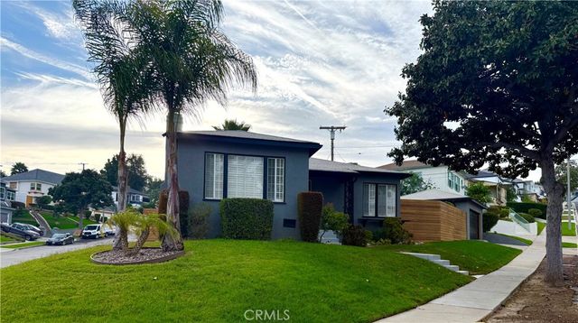 5541 Harcross Drive, Los Angeles, CA 90043