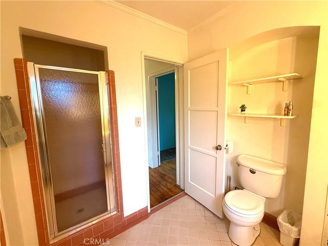 5541 Harcross Drive, Los Angeles, CA 90043