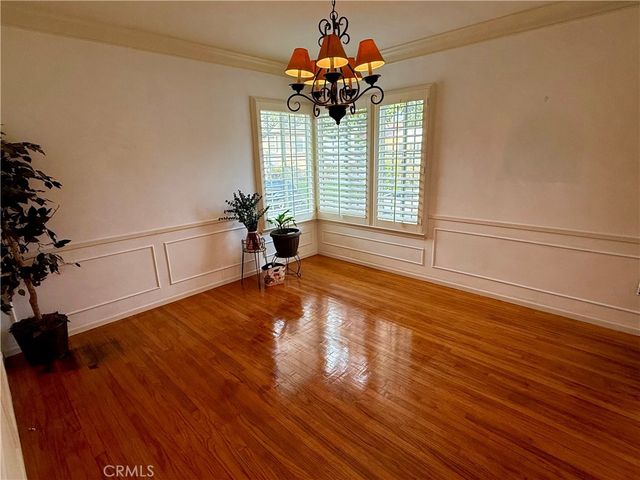 5541 Harcross Drive, Los Angeles, CA 90043