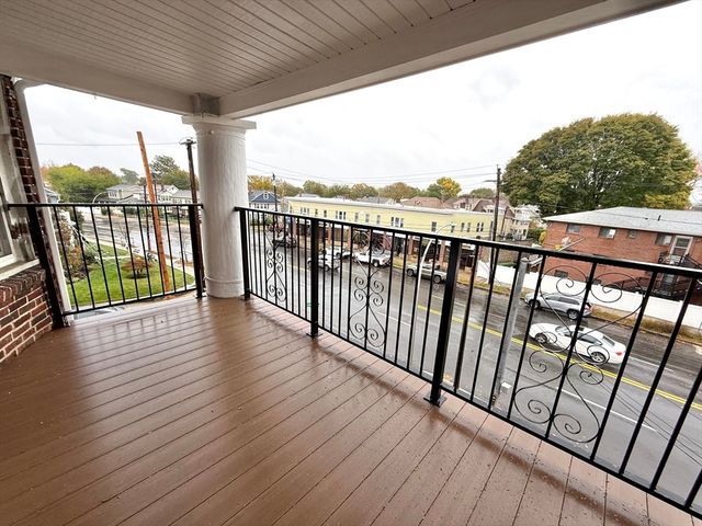 4 Adams Ave 2, Watertown, MA 02472