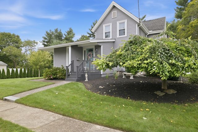 28 Fairview Ave, Brockton, MA 02301
