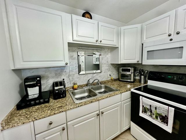 180 Tilford I, Deerfield Beach, FL 33442
