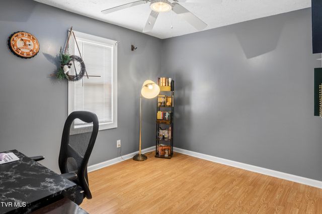 1362 Broad Street, Elizabethton, TN 37643