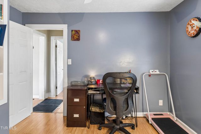 1362 Broad Street, Elizabethton, TN 37643