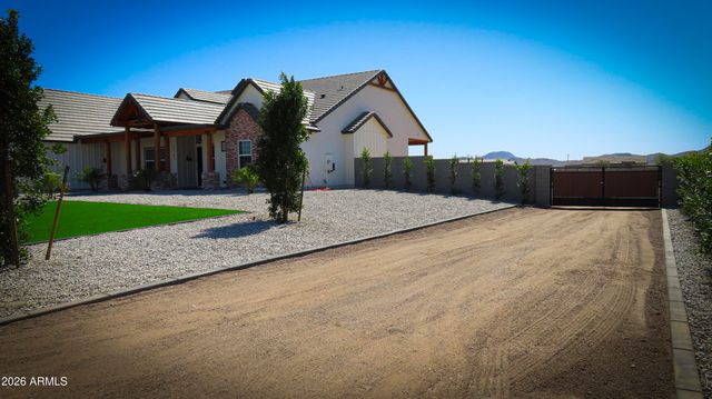 22705 W PASSEO Way, Buckeye, AZ 85326