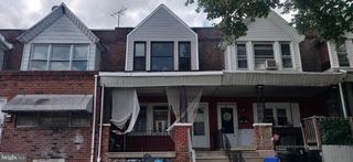 2612 S DEWEY ST, Philadelphia, PA 19142