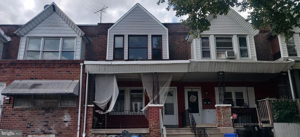 2612 S DEWEY ST, Philadelphia, PA 19142