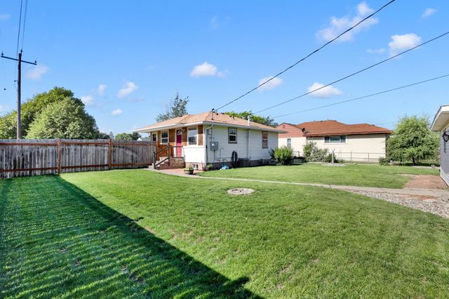 1529 E Bismarck Ave, Spokane, WA 99208