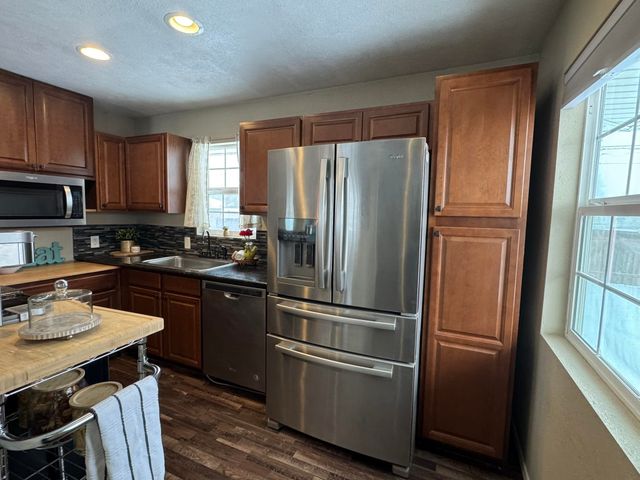 1529 E Bismarck Ave, Spokane, WA 99208