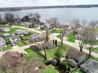 11720 Todds Lane, Green Oak Township, MI 48189