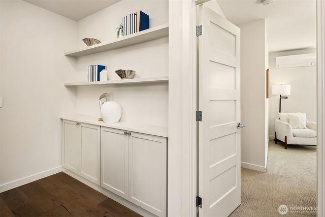 3246 B 14th Avenue W, Seattle, WA 98119