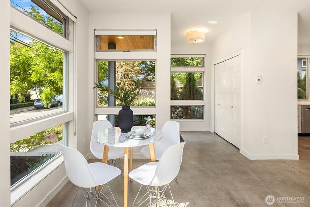 3246 B 14th Avenue W, Seattle, WA 98119