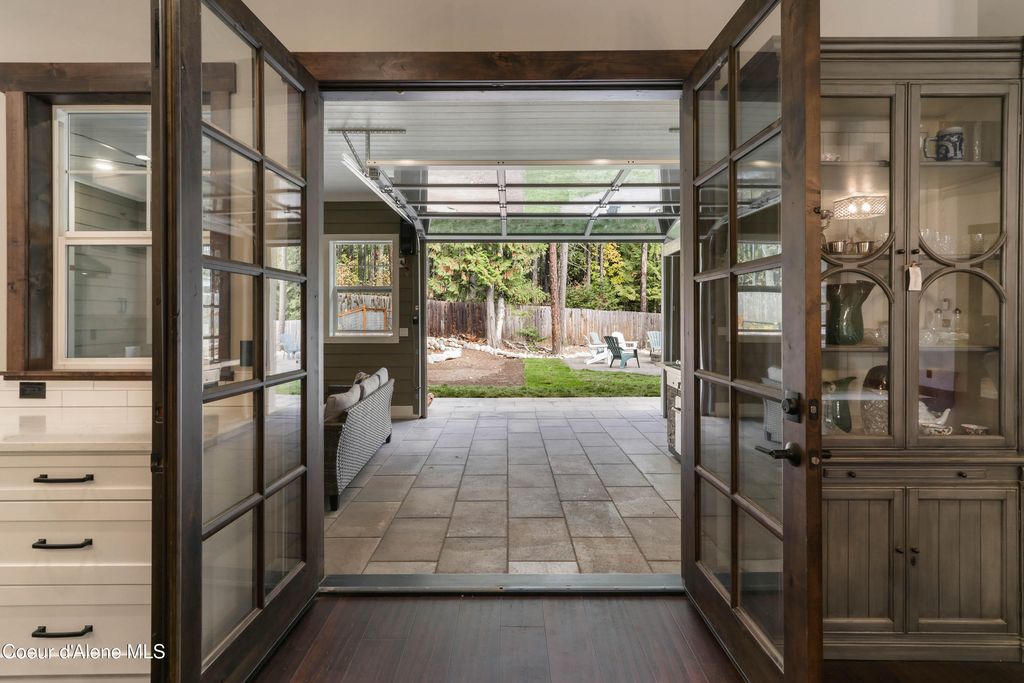 399 Forest Knolls Dr, Sandpoint, ID 83864 photo 21