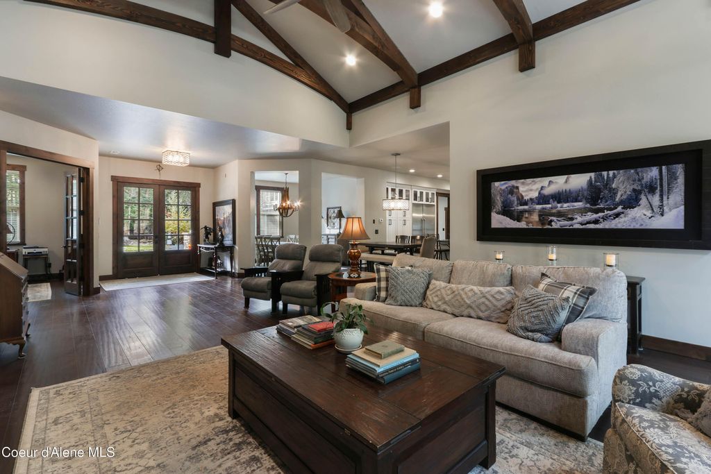 399 Forest Knolls Dr, Sandpoint, ID 83864 photo 9