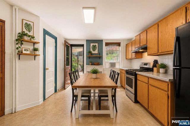 303 York Street, Jersey City, NJ 07302