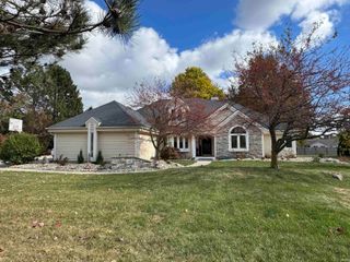 15114 Lions Passage, Leo, IN 46765