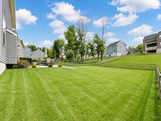 1360 Autumn Ridge Drive, Lebanon, OH 45036