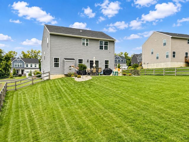 1360 Autumn Ridge Drive, Lebanon, OH 45036