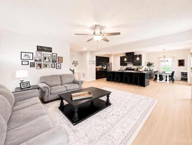1360 Autumn Ridge Drive, Lebanon, OH 45036