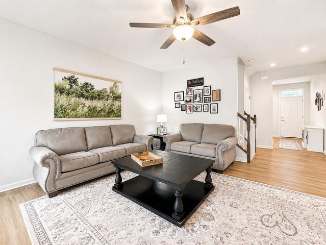 1360 Autumn Ridge Drive, Lebanon, OH 45036