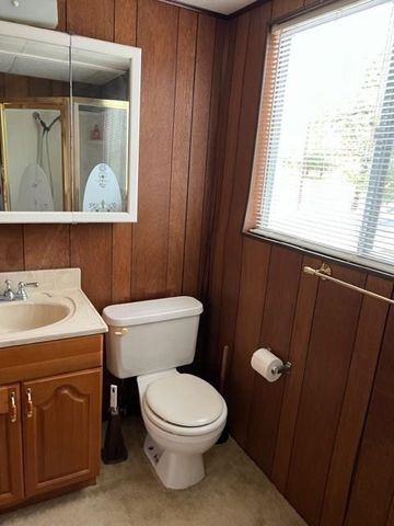 29 Thomas Lake Road, Riverside, TX 77367