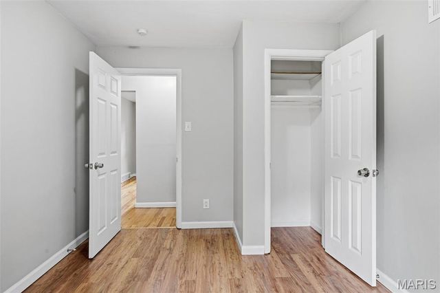 101 Florwood, St Louis, MO 63135