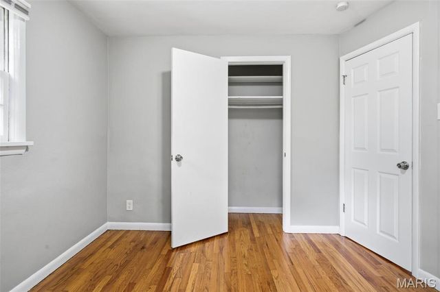 101 Florwood, St Louis, MO 63135