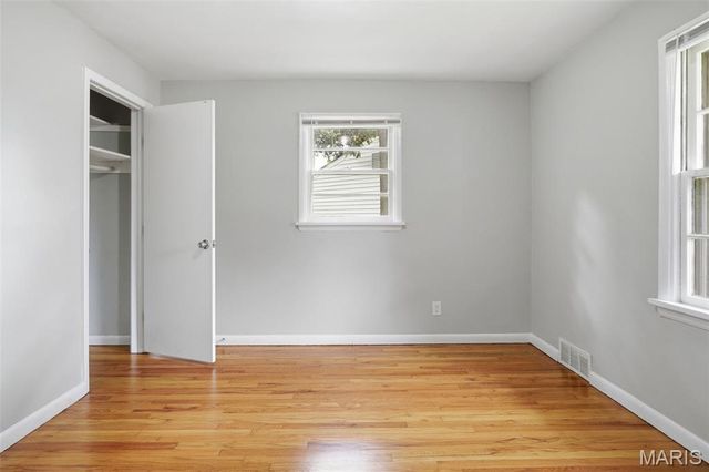 101 Florwood, St Louis, MO 63135
