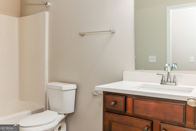 176 Inverness Avenue, Newnan, GA 30263