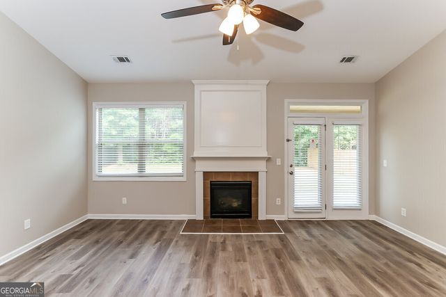 176 Inverness Avenue, Newnan, GA 30263