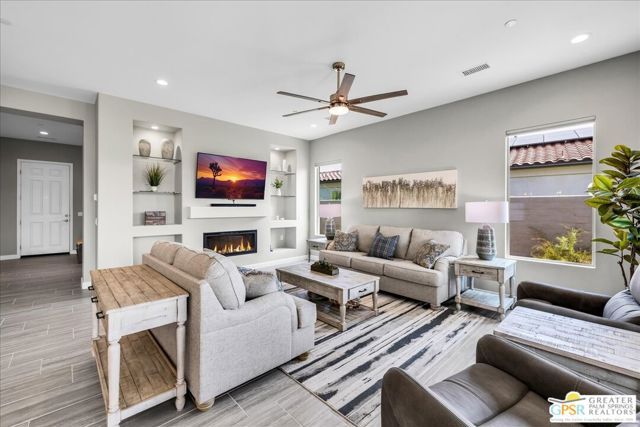 45 Magnum, Rancho Mirage, CA 92270