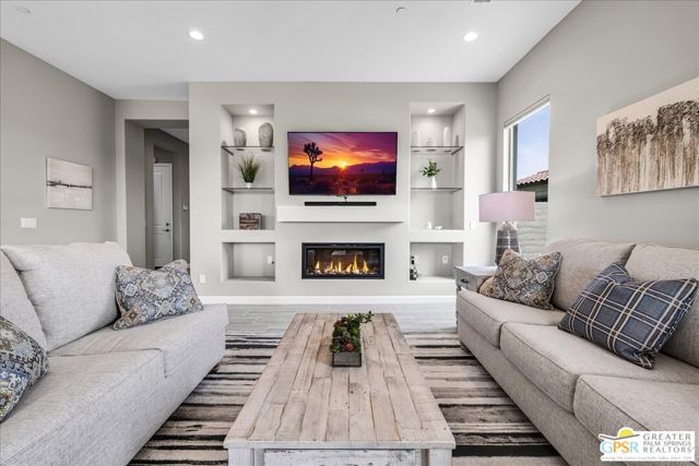 45 Magnum, Rancho Mirage, CA 92270