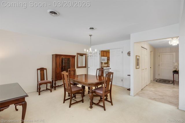 40750 Woodward Avenue 25, Bloomfield Charter Township, MI 48304