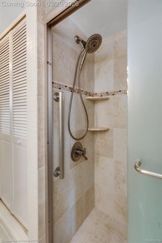 40750 Woodward Avenue 25, Bloomfield Charter Township, MI 48304