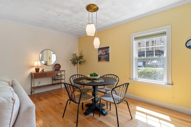 185 Essex St 1A, Melrose, MA 02176