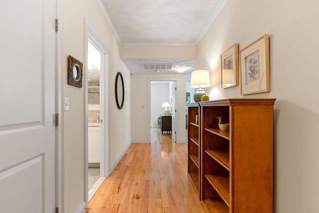 185 Essex St 1A, Melrose, MA 02176
