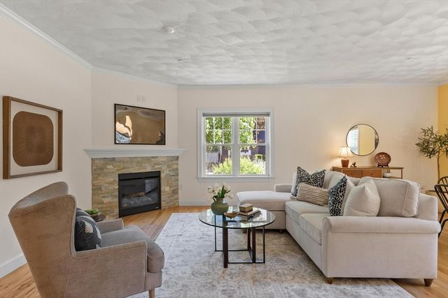185 Essex St 1A, Melrose, MA 02176